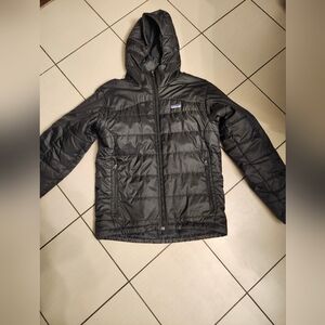 Men's Black Puffer Jacket- Patagonia- Small